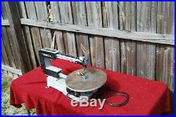 Delta Scroll Saw / 16 Variable Speed- Model 40-540