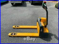 Multiton Electric Pallet Jack 3000 Lbs. Capacity Variable Speed