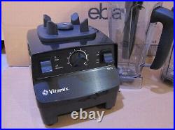 Vitamix 5200 Variable Speed Blender WithWet, Dry Container + Tamper